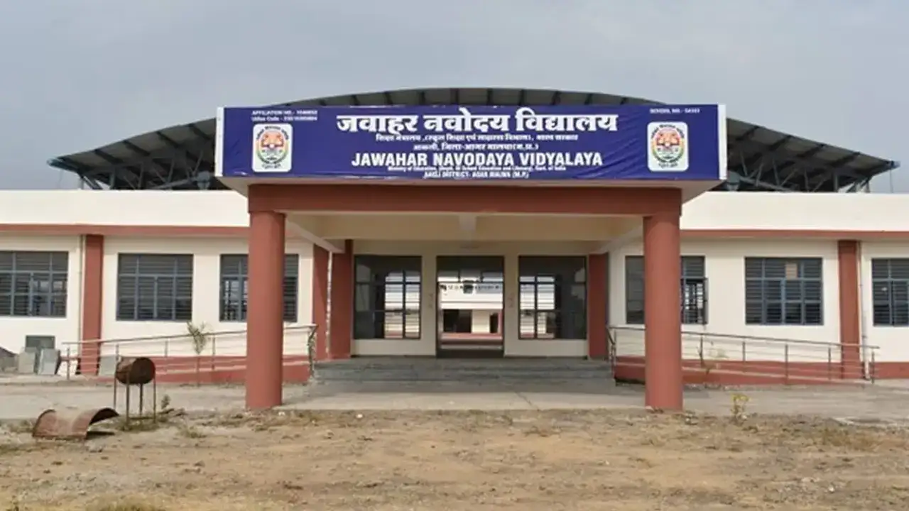 नवोदय विद्यालय पिछोर में प्रवेश हेतु आवेदन आमंत्रित,कक्षा-9वी व 11वी के लिये विद्यार्थी कर सकते हैं ऑनलाइन आवेदन