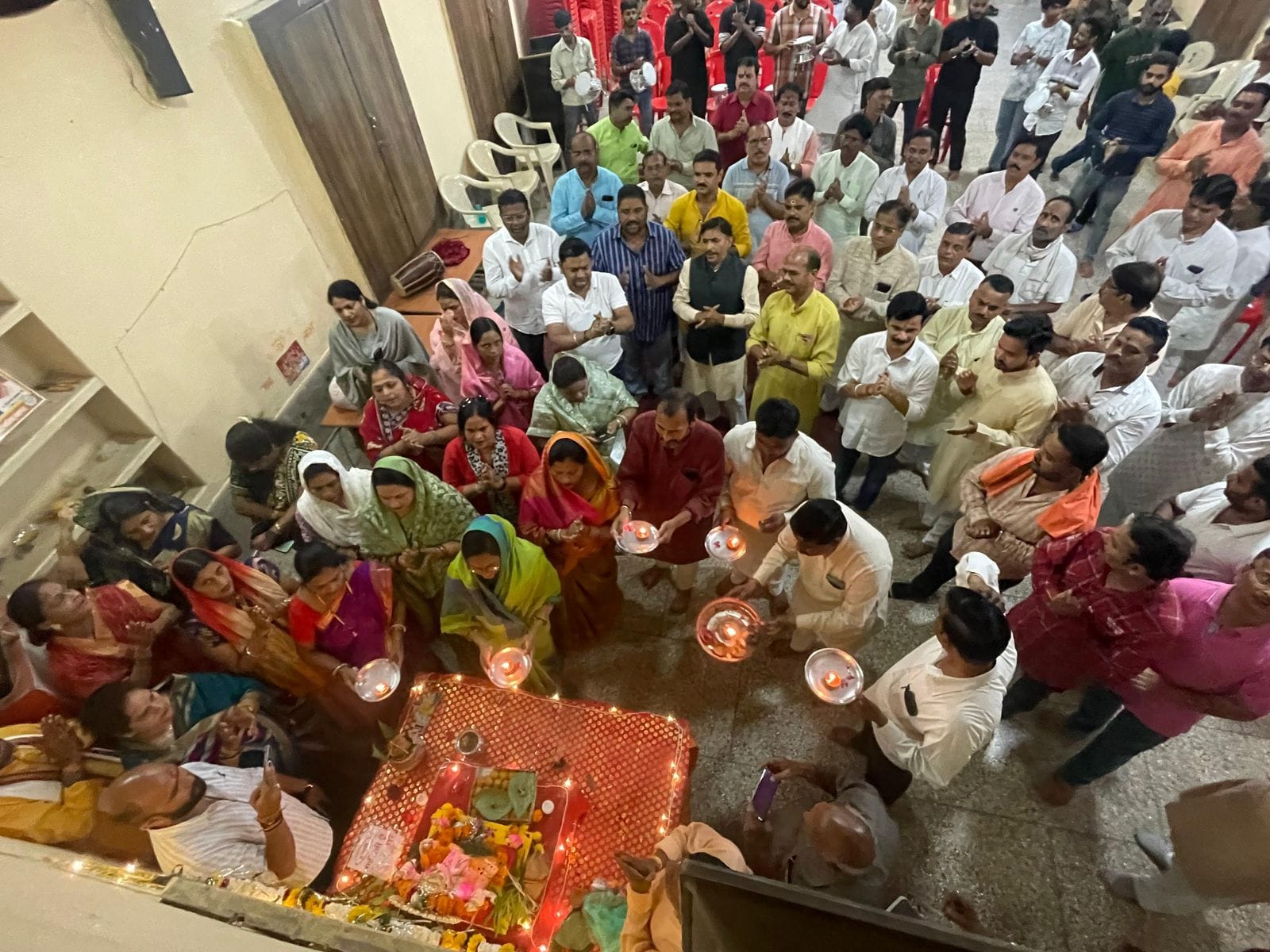 शहीद हेमू कालानी मंडल की देखरेख में भाजपा कार्यालय पर गणपति महोत्सव की भव्य महा आरती