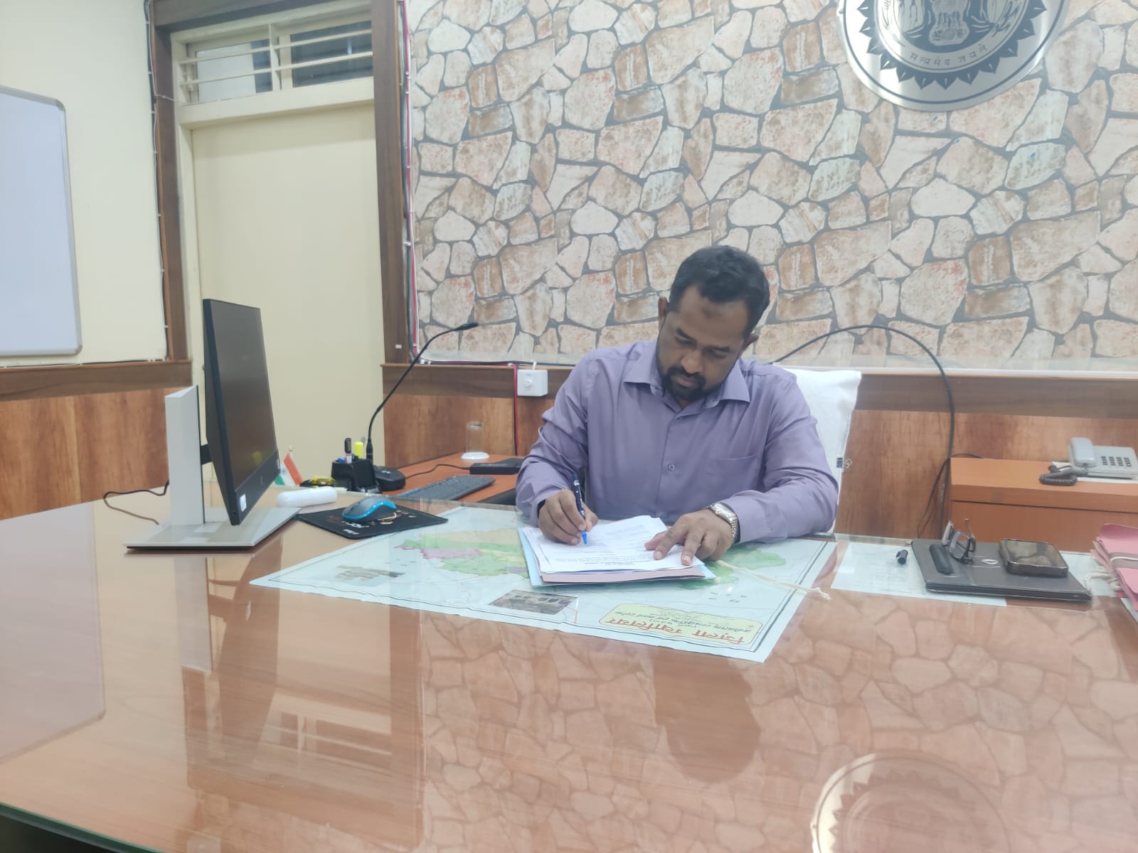 IAS रावत ने ग्वालियर जिला पंचायत CEO का कार्यभार संभाला