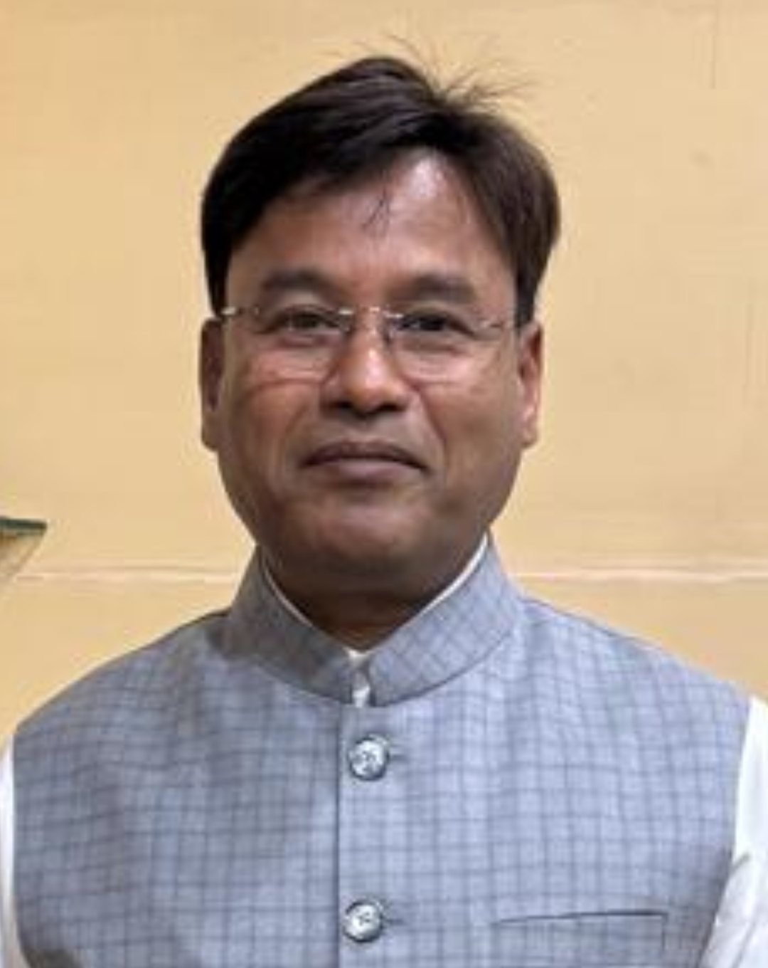 बदलते मौसम को लेकर स्वास्थ्य विभाग अलर्ट: CMHO ने की अपील, झाड़-फूंक के चक्कर में न पड़ें, सर्पदंश होने पर सीधे अस्पताल जाएं