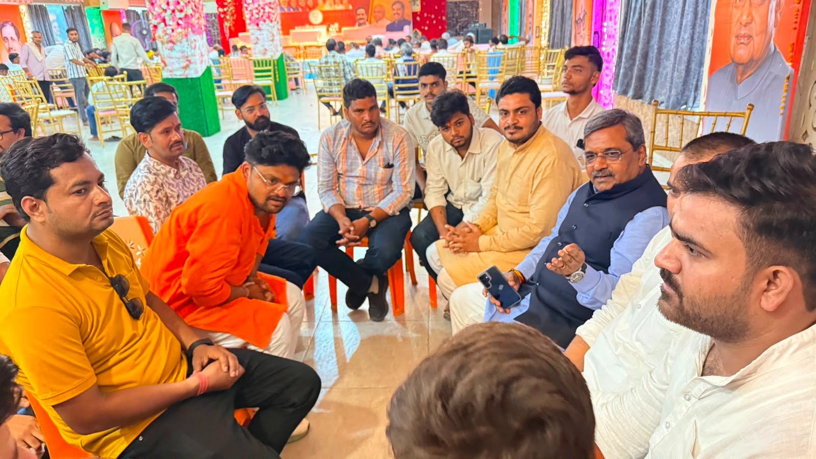 दतिया में भाजपा सह प्रभारी सतीश उपाध्याय ने युवाओं से किया संवाद, बोले-विकसित भारत के संकल्प के साथ दतिया में खिलाएं ‘कमल’